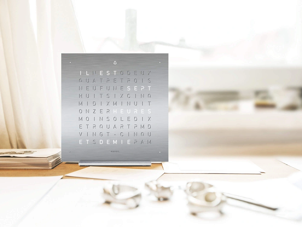 QLOCKTWO FRONTCOVER EARTH 13.5 | Full Metal